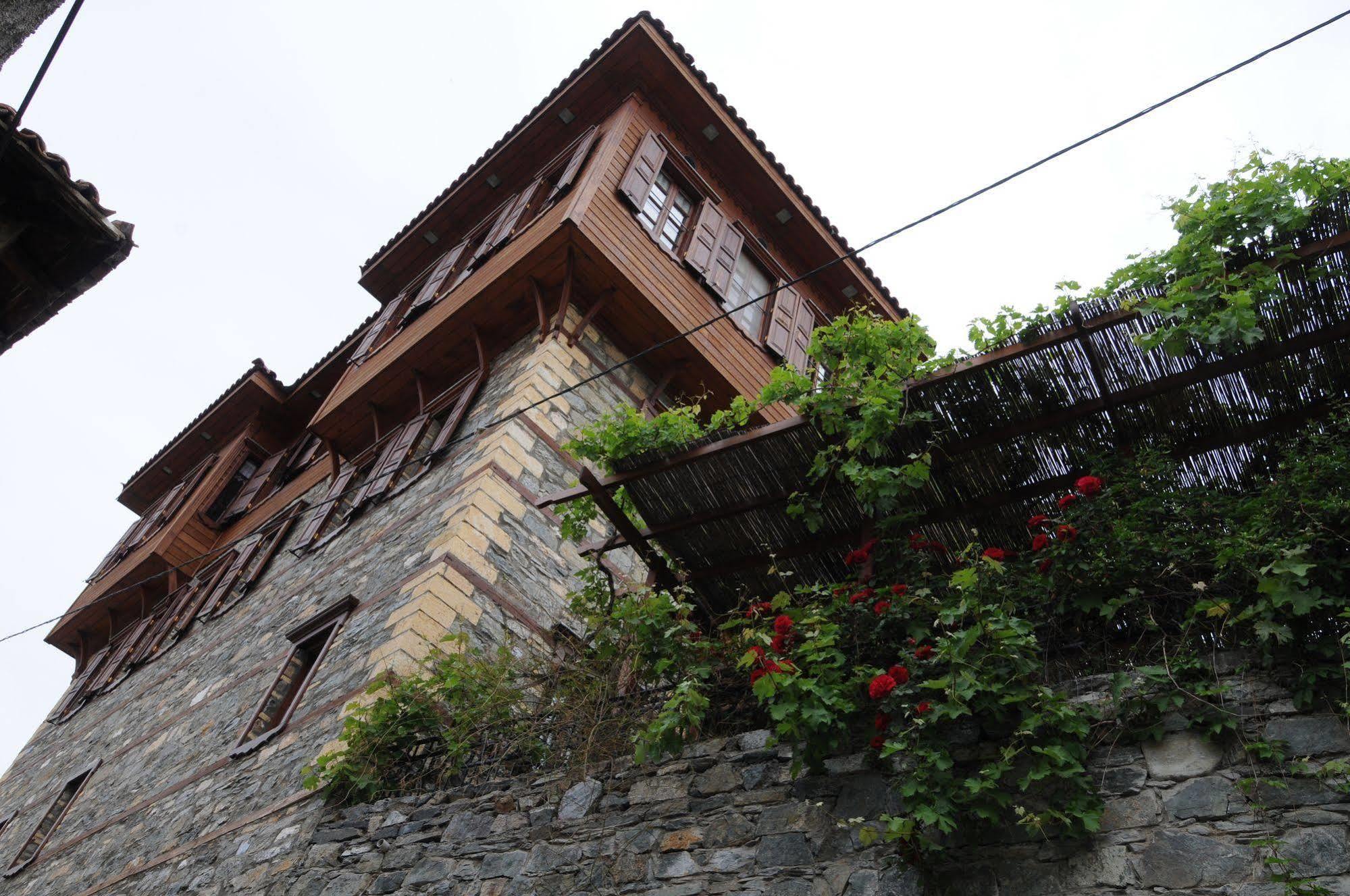 Altin Cesmeli Konak Altınoluk Esterno foto